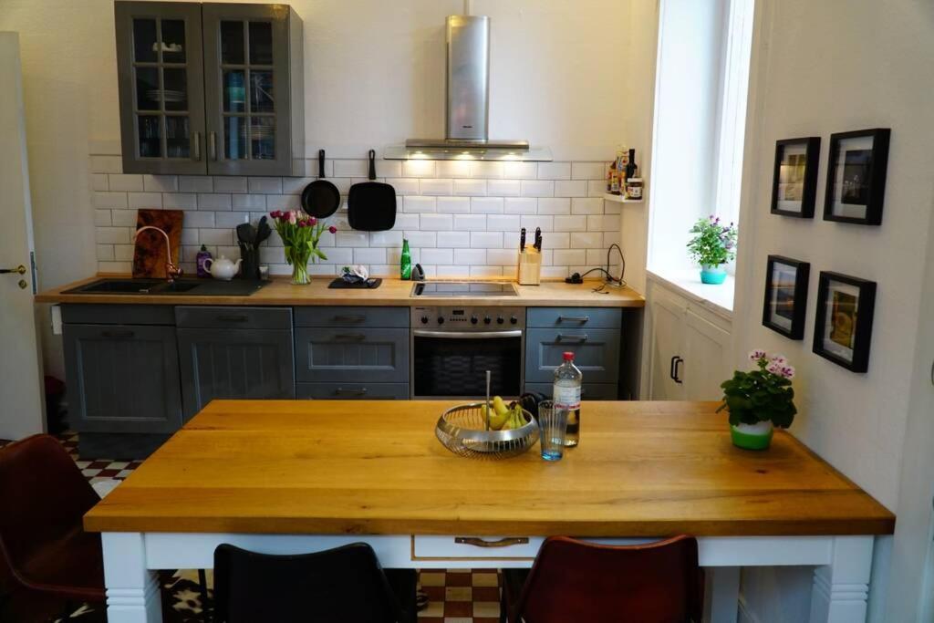 Grosszuegige 185M2-Altbauwohnung In Bestlage 7Zimmer-2Baeder-2Kuechen-2Wcs Hamburg Kültér fotó