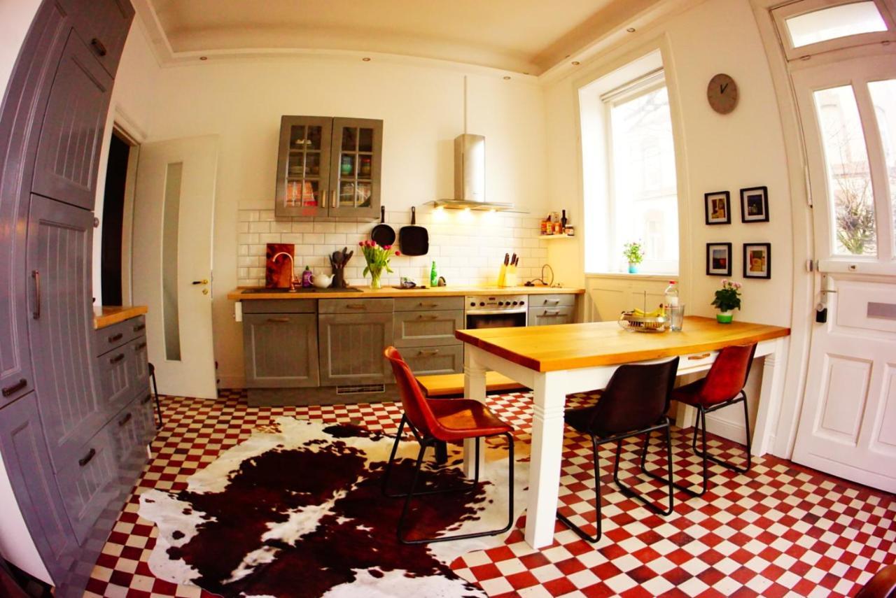 Grosszuegige 185M2-Altbauwohnung In Bestlage 7Zimmer-2Baeder-2Kuechen-2Wcs Hamburg Kültér fotó