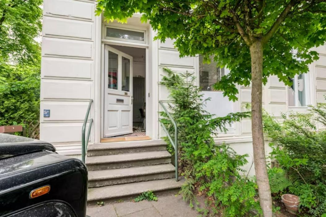 Grosszuegige 185M2-Altbauwohnung In Bestlage 7Zimmer-2Baeder-2Kuechen-2Wcs Hamburg Kültér fotó