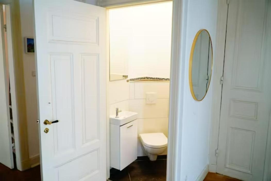 Grosszuegige 185M2-Altbauwohnung In Bestlage 7Zimmer-2Baeder-2Kuechen-2Wcs Hamburg Kültér fotó