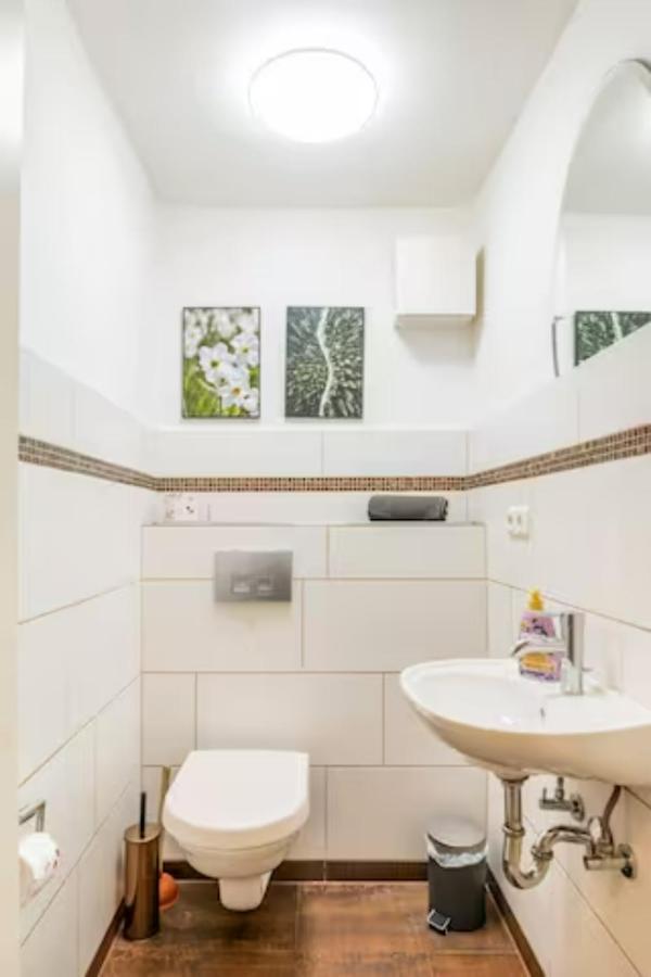 Grosszuegige 185M2-Altbauwohnung In Bestlage 7Zimmer-2Baeder-2Kuechen-2Wcs Hamburg Kültér fotó