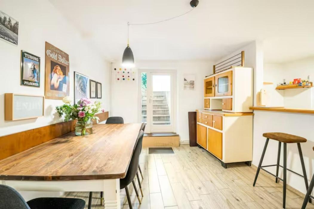 Grosszuegige 185M2-Altbauwohnung In Bestlage 7Zimmer-2Baeder-2Kuechen-2Wcs Hamburg Kültér fotó