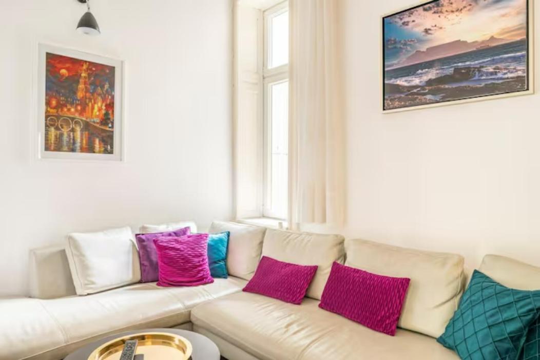 Grosszuegige 185M2-Altbauwohnung In Bestlage 7Zimmer-2Baeder-2Kuechen-2Wcs Hamburg Kültér fotó