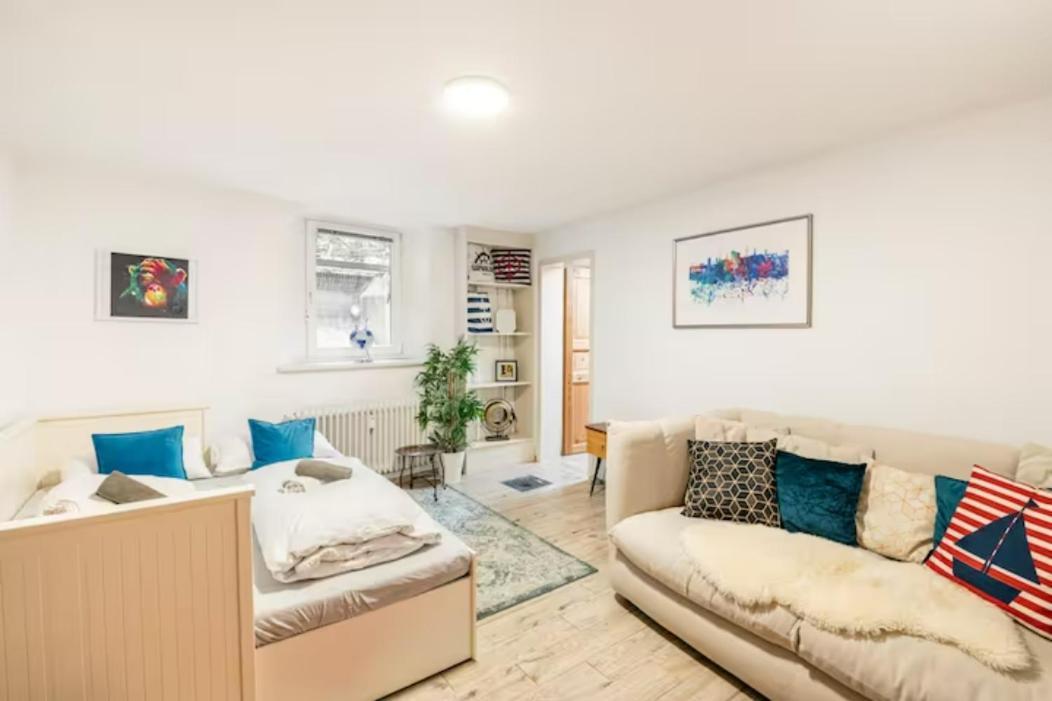 Grosszuegige 185M2-Altbauwohnung In Bestlage 7Zimmer-2Baeder-2Kuechen-2Wcs Hamburg Kültér fotó